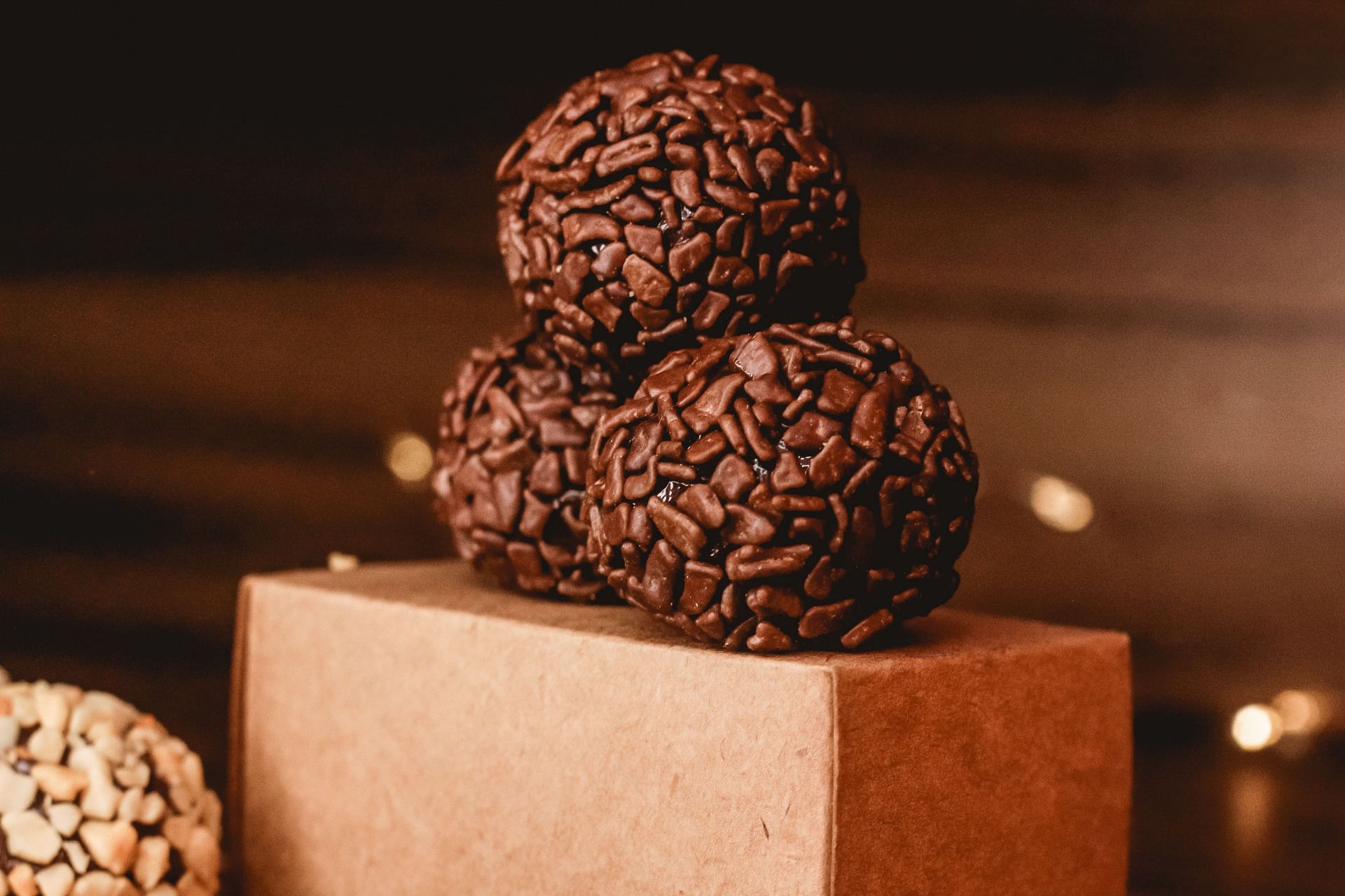 Brazil nuts are a great source of selenium. (Image via Pexels)